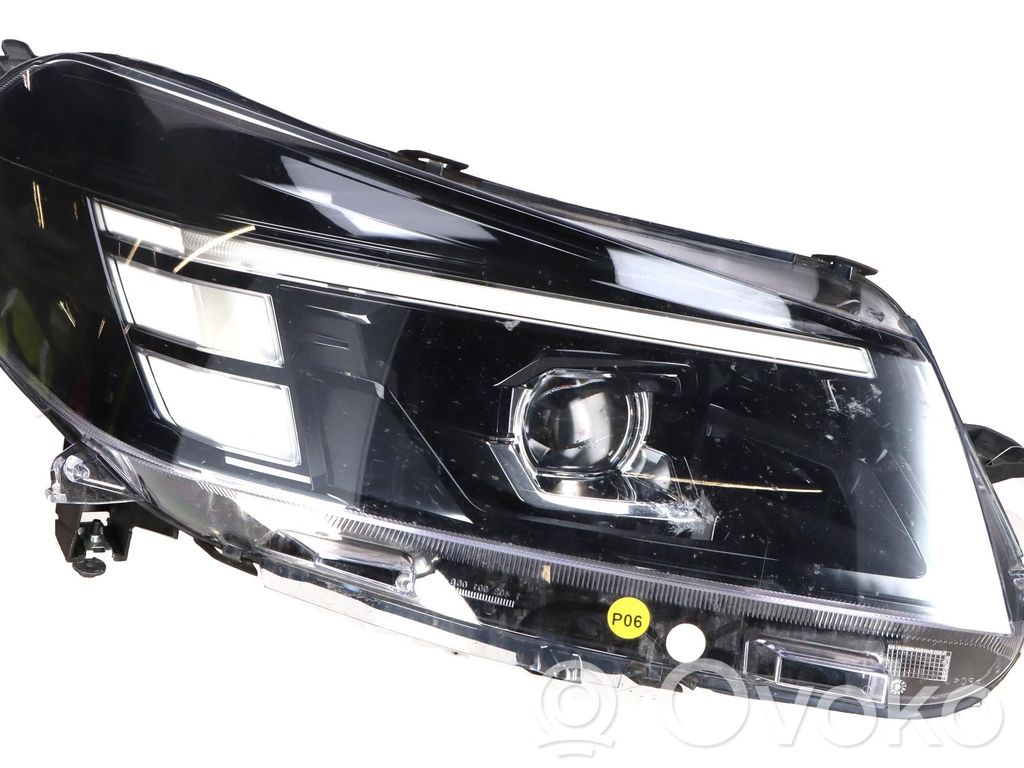 Opel Vivaro Faro/fanale