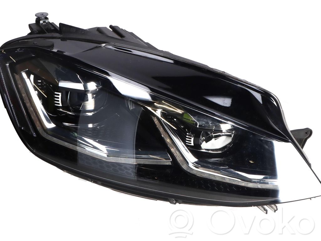 Volkswagen Golf VII Faro/fanale