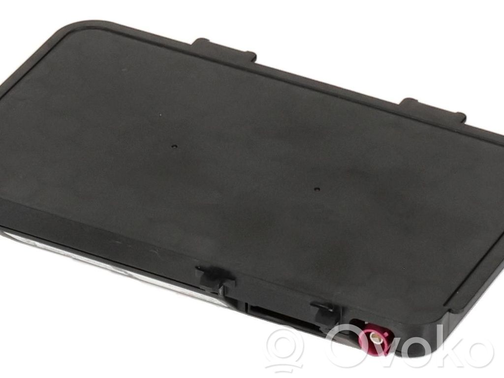 Volkswagen Golf VIII Modul încărcare wireless 