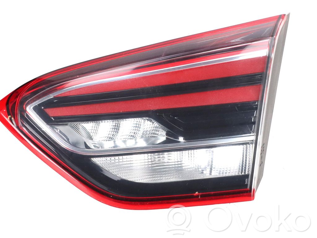 Opel Crossland X Feux arrière sur hayon 