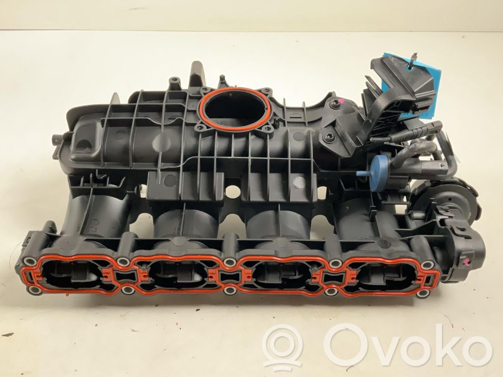 Volkswagen Golf VIII Collecteur d'admission 