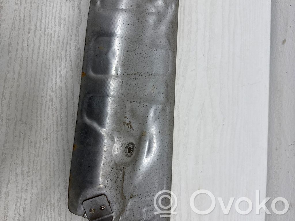 BMW 5 F10 F11 Heat shield in engine bay 