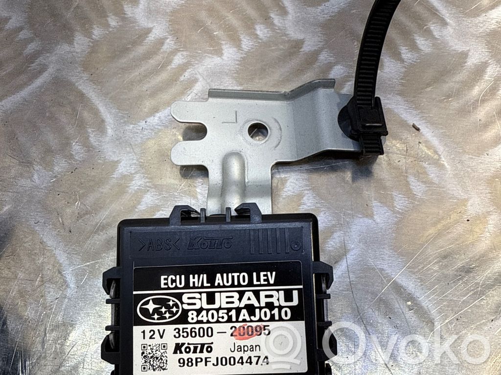 Subaru Legacy Light module LCM 