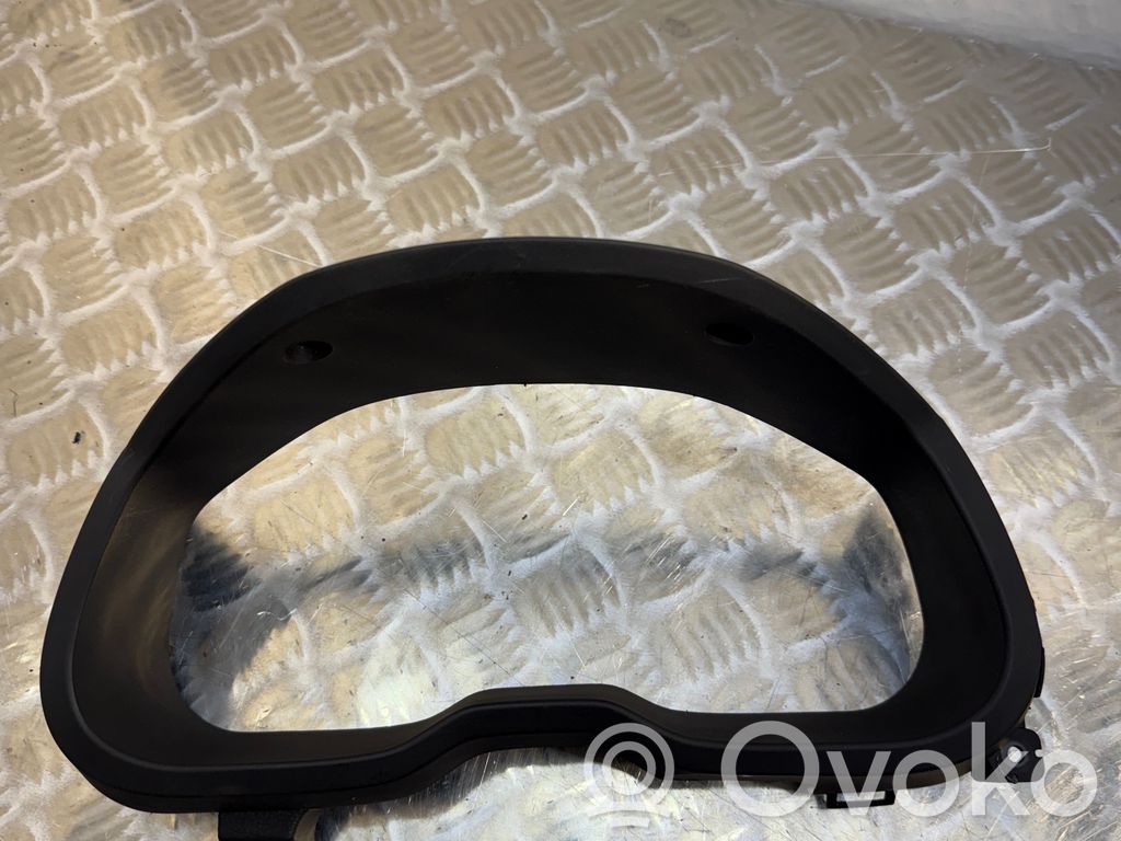 Subaru Legacy Dashboard trim 