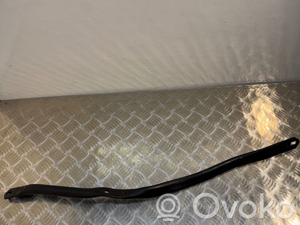 BMW 5 E60 E61 Other engine bay part 