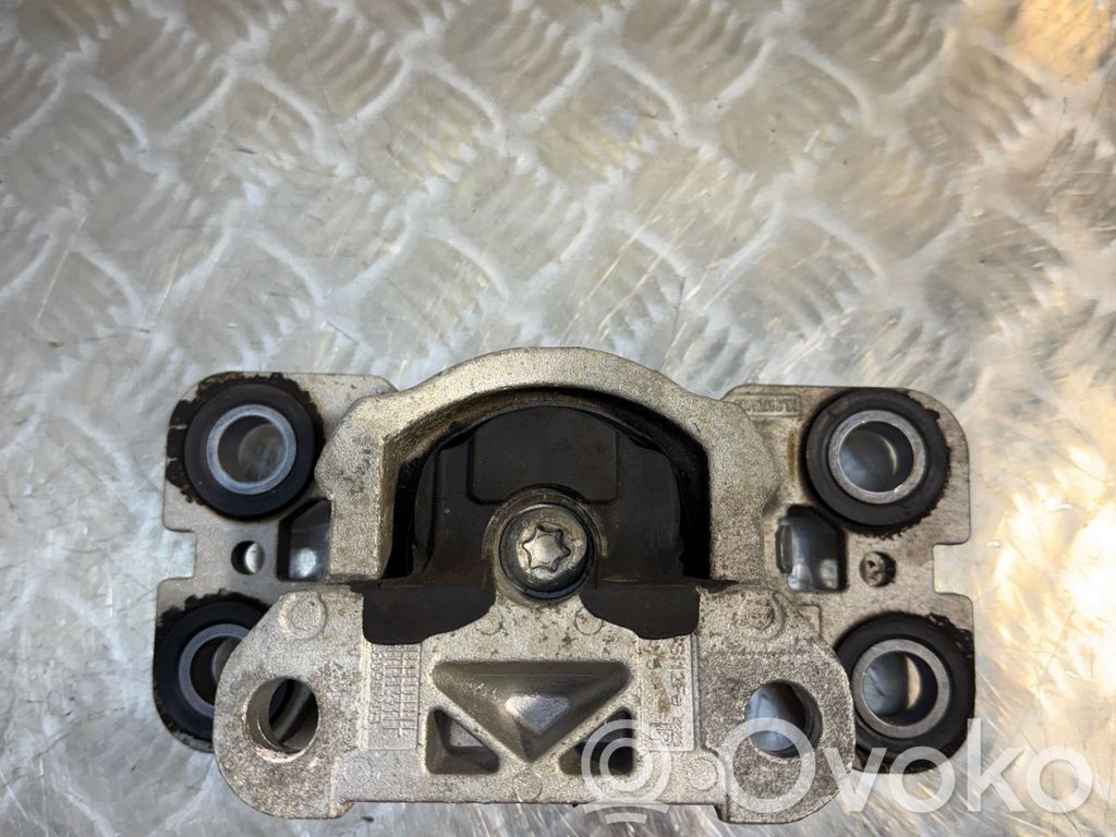 Volvo V60 Gearbox mount 