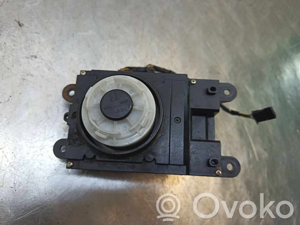 BMW 5 E60 E61 Multifunkcinis valdymo jungtukas/ rankenėlė 
