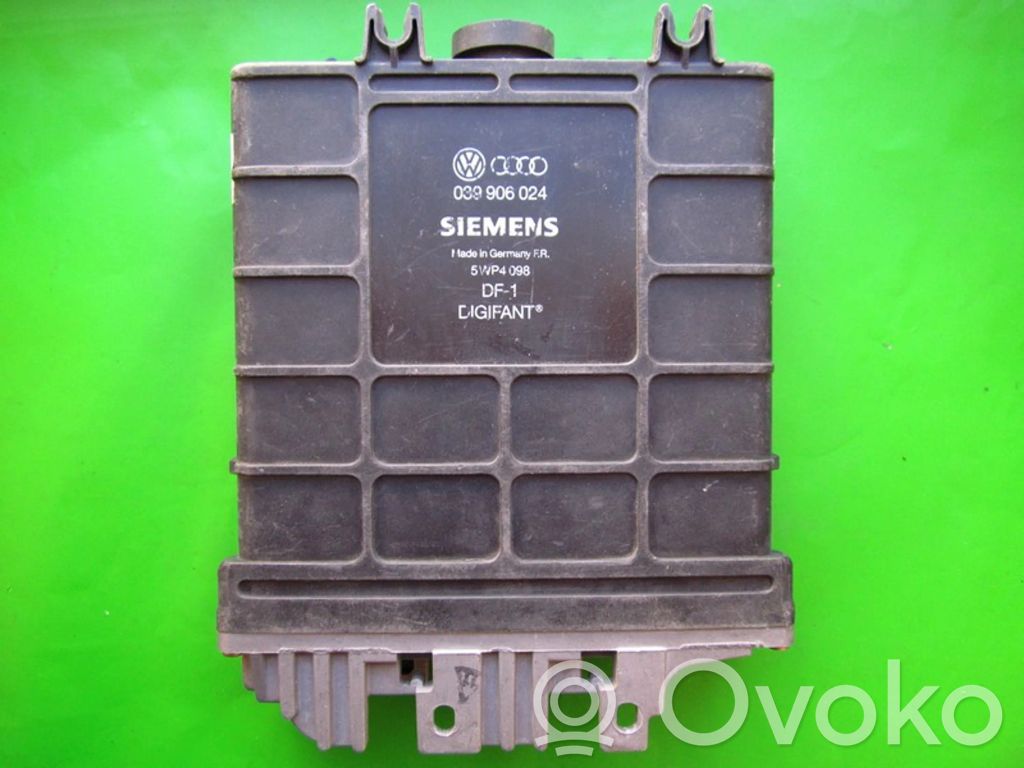 Audi 80 90 S2 B4 Engine control unit/module ECU 