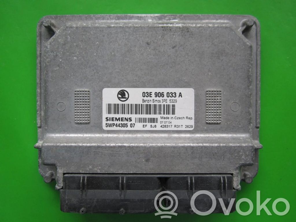 Engine control unit/module ECU   03E906033A,5WP44305