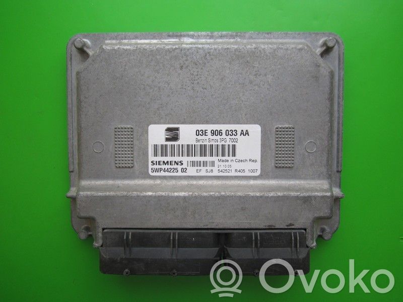 Engine control unit/module ECU   03E906033AA,5WP44225