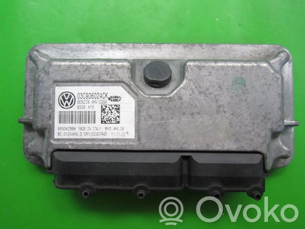 Engine control unit/module ECU   03C906024CK,BC0105456D