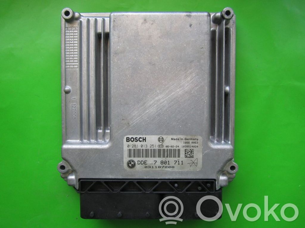 BMW 3 E46 Motorsteuergerät ECU 