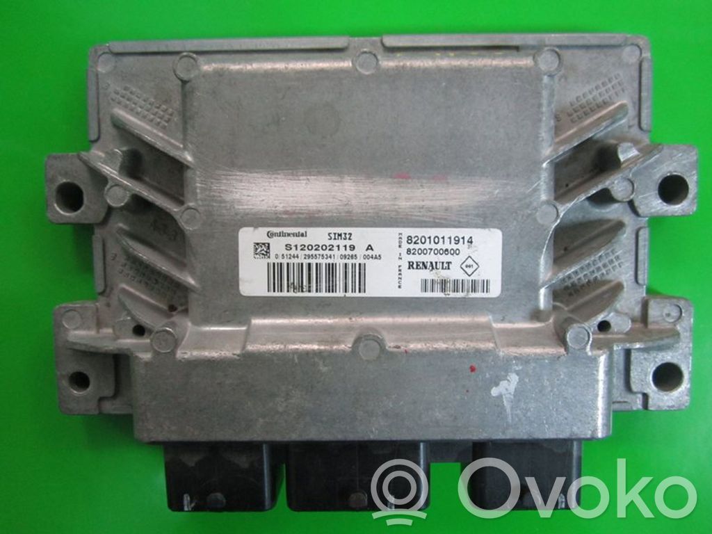 Engine control unit/module ECU   8201011914,S120202119A