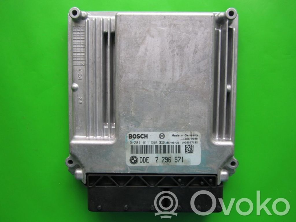 BMW X3 E83 Engine control unit/module ECU 