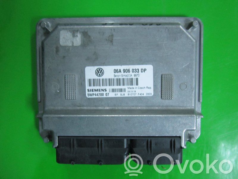 Engine control unit/module ECU   06A906033DP,5WP44700