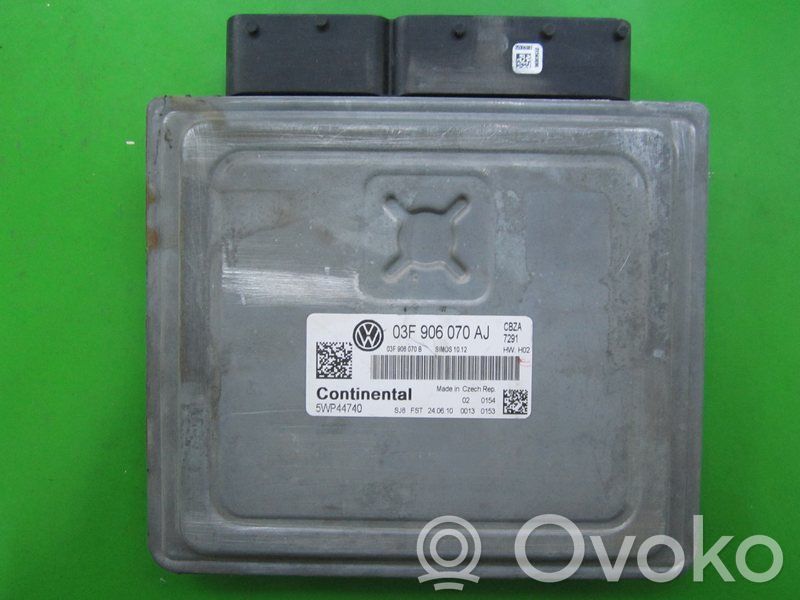 Volkswagen Golf VI Komputer / Sterownik ECU silnika 