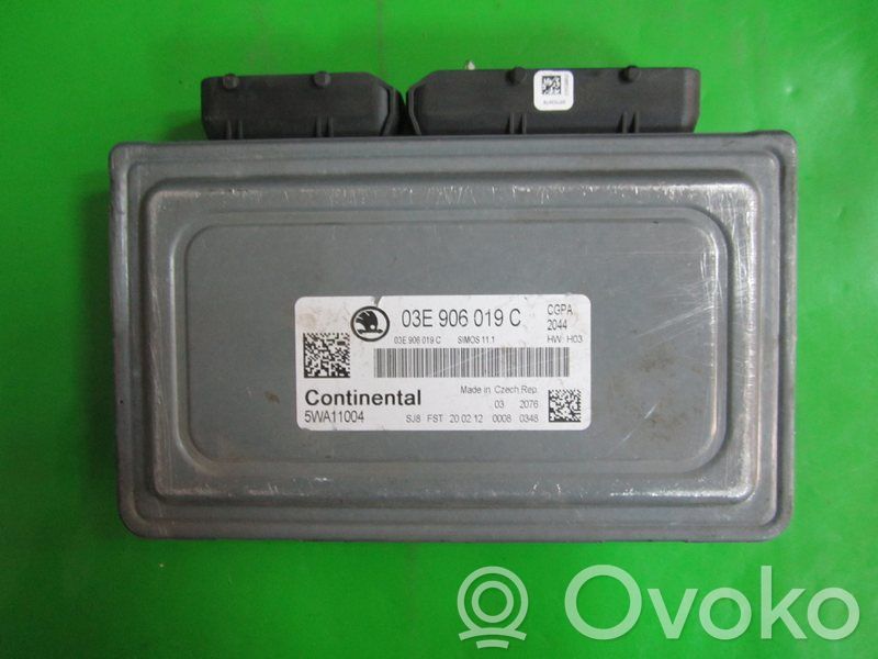 Engine control unit/module ECU   03E906019C,5WA11004