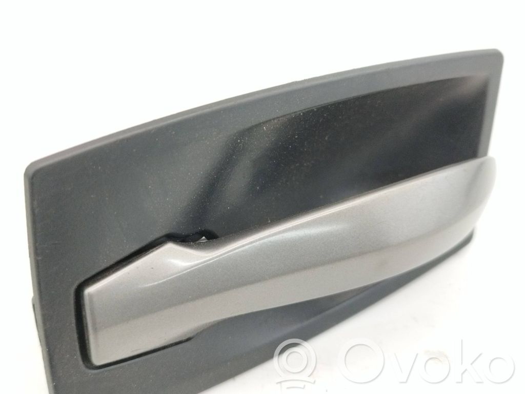 BMW 5 E60 E61 Iekšējais atvēršanas rokturītis 