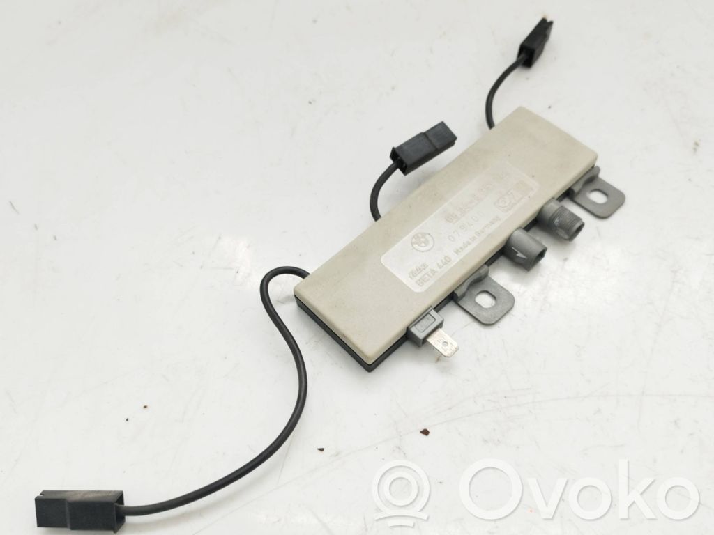 BMW 5 E34 Antenna control unit 