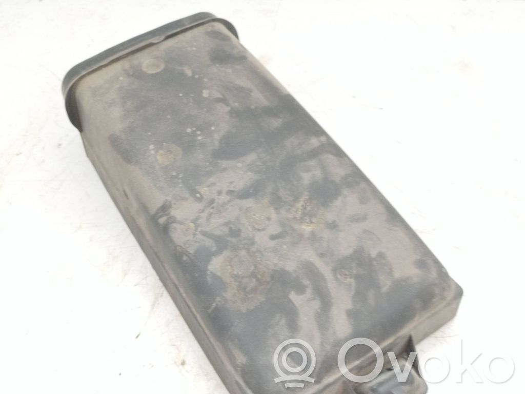 BMW 7 E65 E66 Salono oro mazgo plastikinis korpusas 