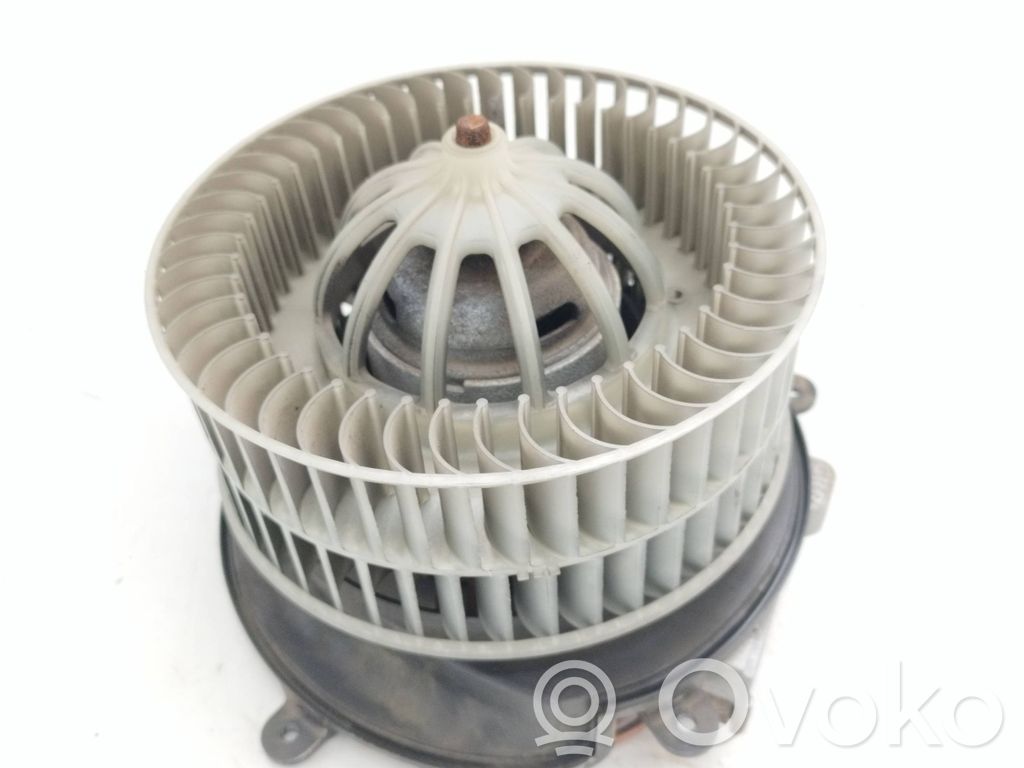 BMW 7 E65 E66 Mazā radiatora ventilators 