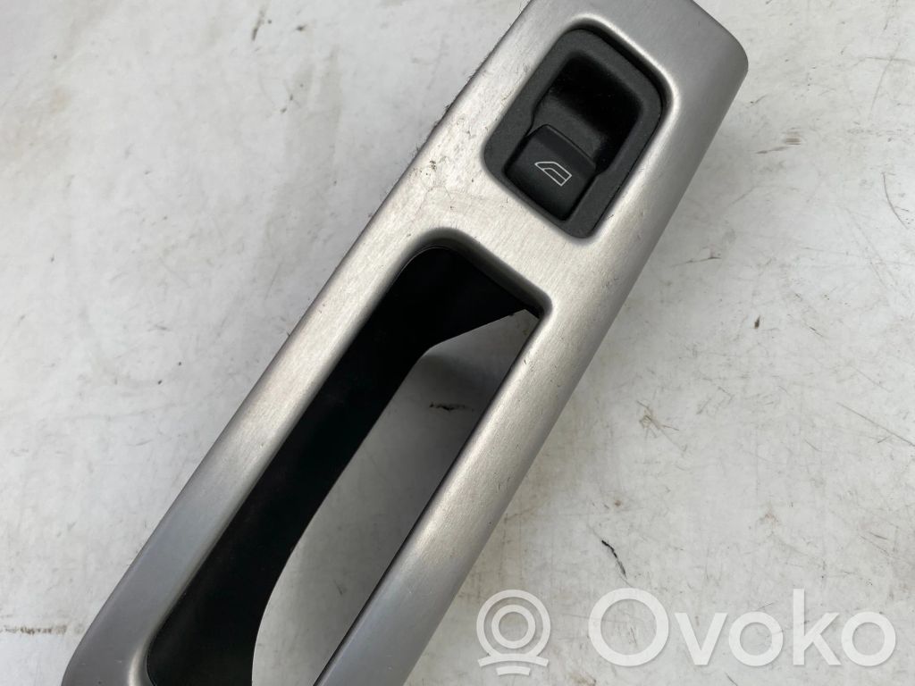 Volvo V50 Electric window control switch 