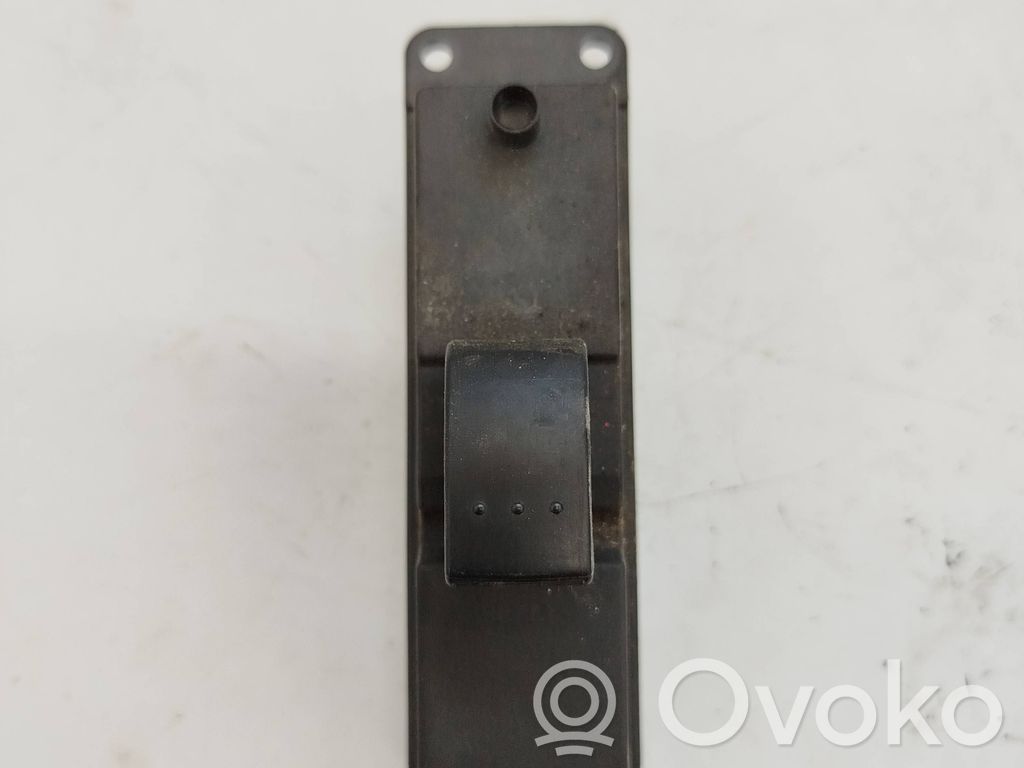 Mazda 3 I Electric window control switch 