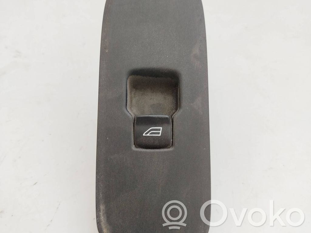 Volvo V50 Przyciski szyb 