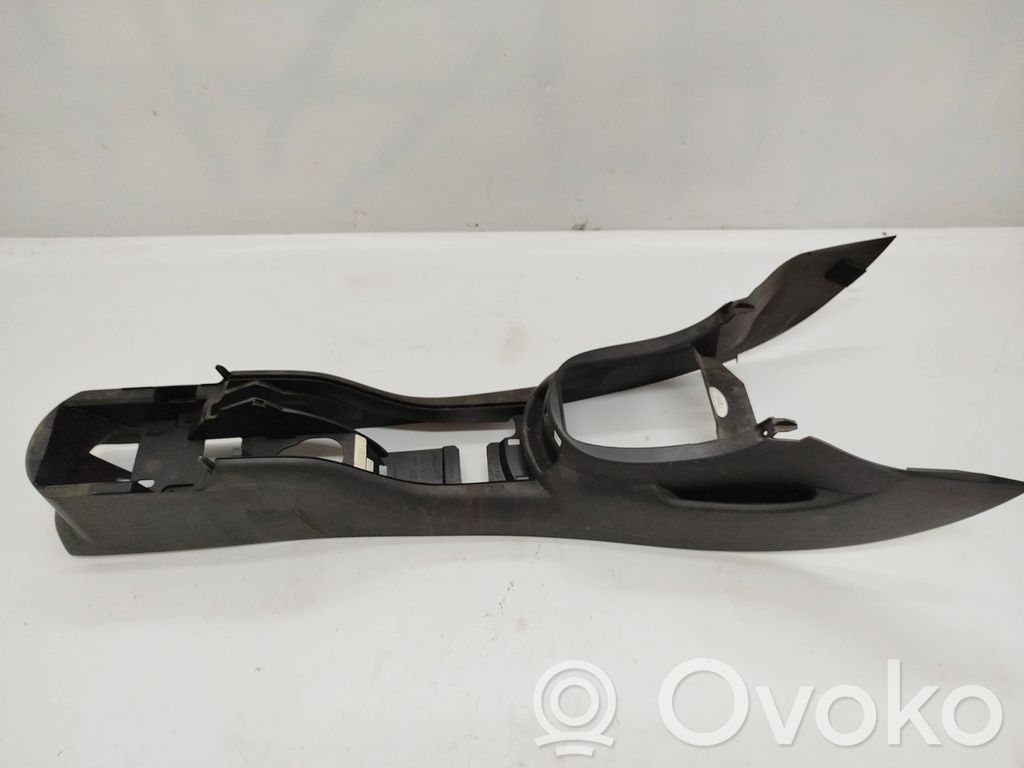 Citroen C4 I Kita salono detalė 