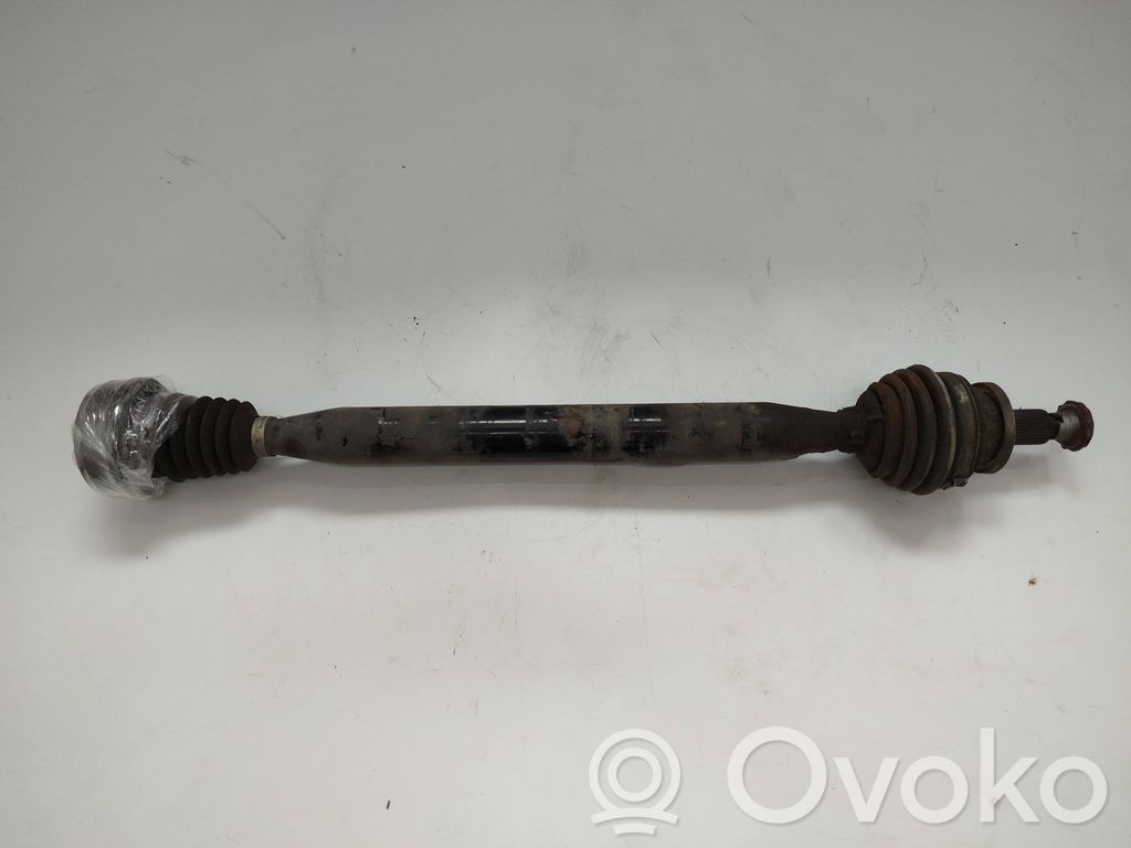 Volkswagen Polo Półoś przednia 