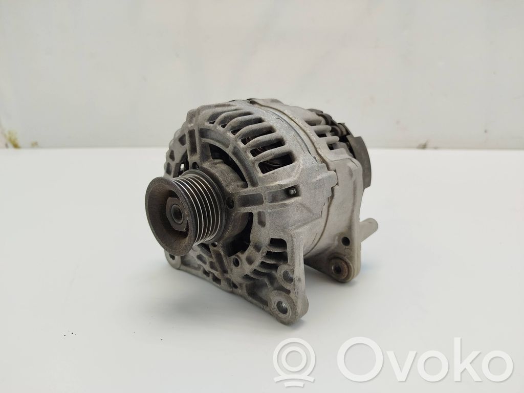 Skoda Fabia Mk2 (5J) Generator/alternator 