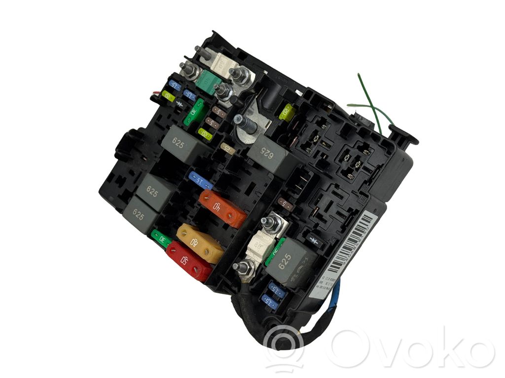 Drošinātāju bloks   9804848180,9673062180,442051518E