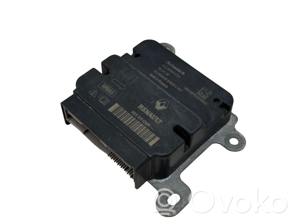 Dacia Duster Airbag control unit/module 