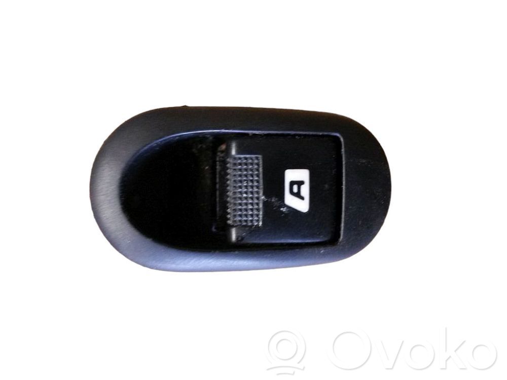 Electric window control switch   96401489XT