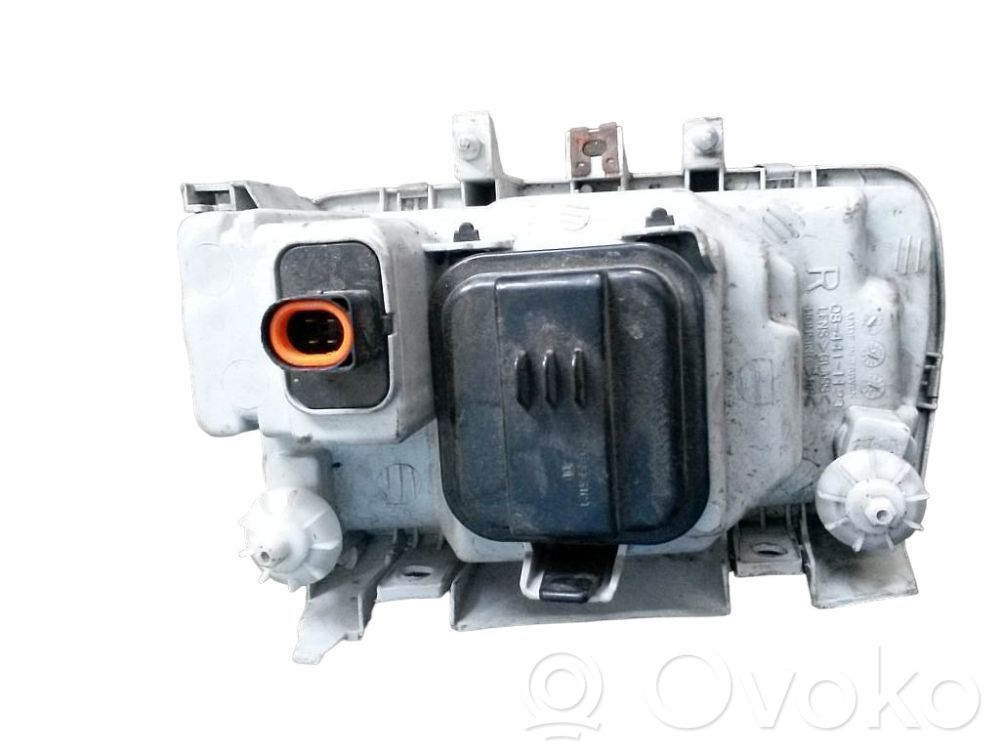 Volkswagen Polo III 6N 6N2 6NF Lampa przednia 