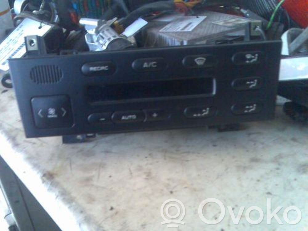 Peugeot 406 Climate control unit 