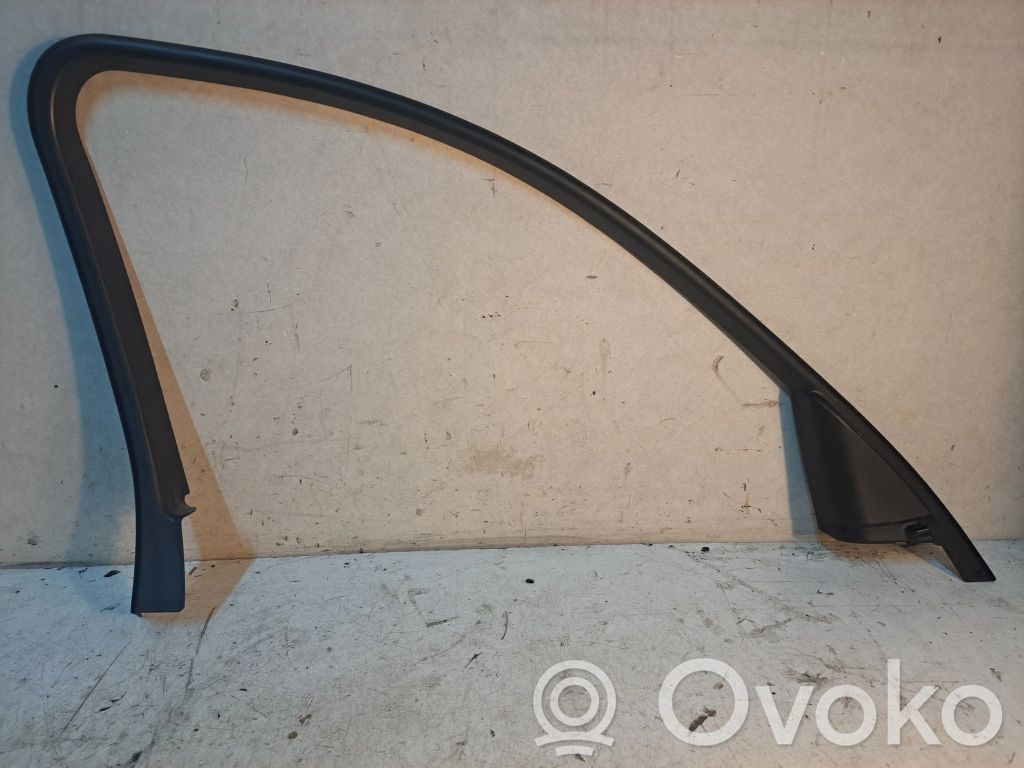 Front door window/glass frame   7060205