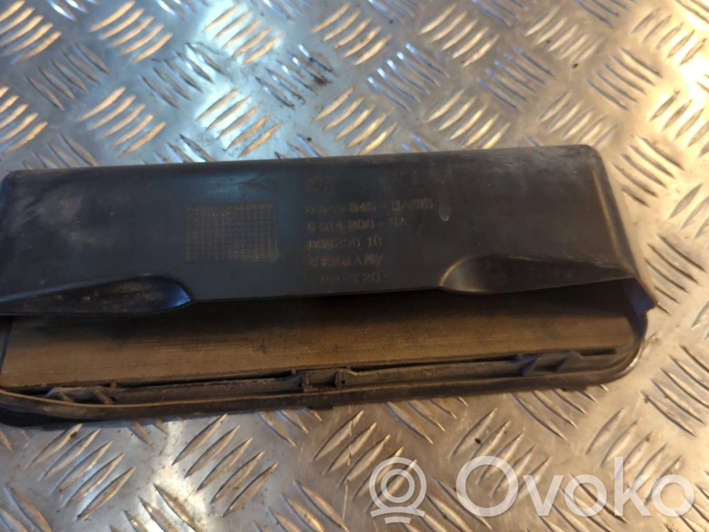Quarter panel pressure vent   6914208,60829010,945845