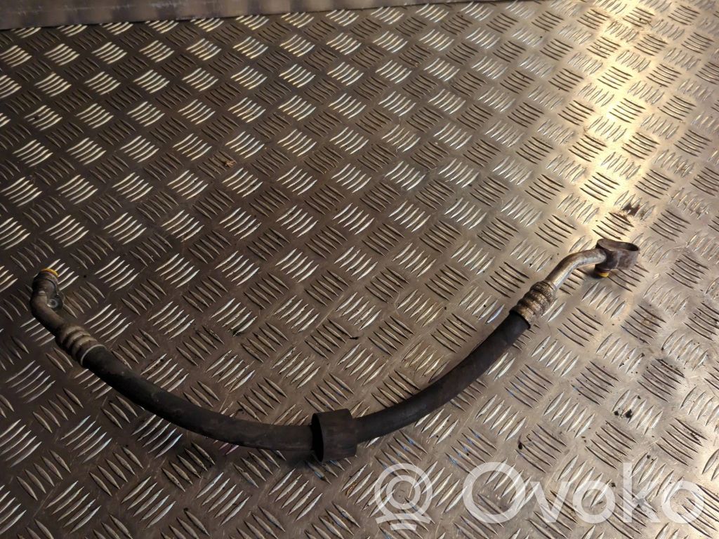 Audi A8 S8 D3 4E Air conditioning (A/C) pipe/hose 