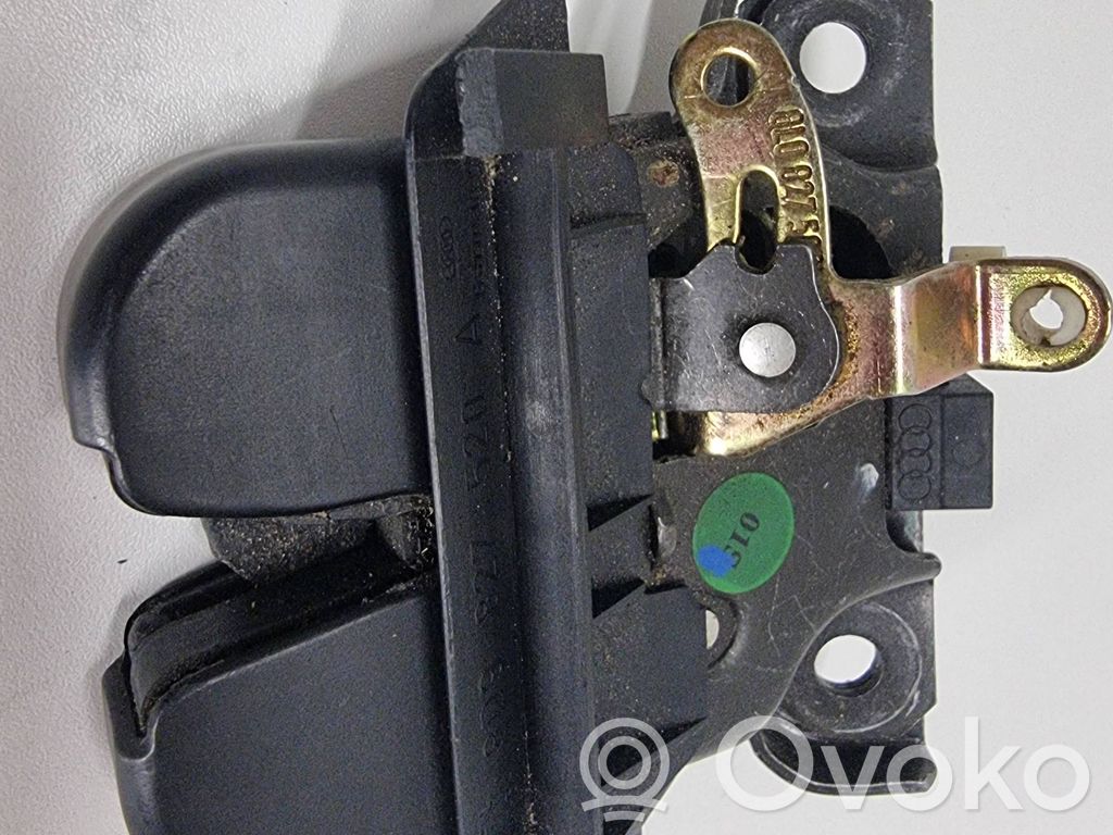 Audi A4 S4 B5 8D Tailgate/trunk/boot lock/catch/latch 