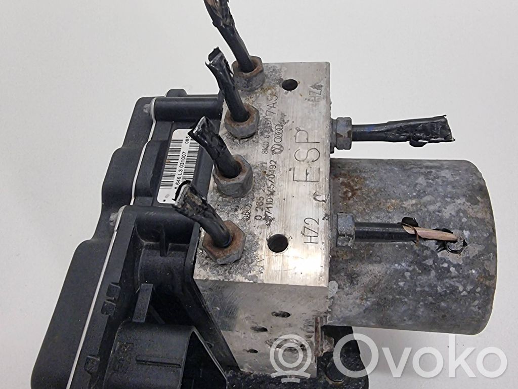 Audi A5 8T 8F ABS bloks 