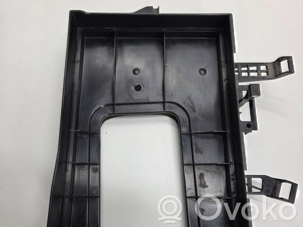Audi A4 S4 B7 8E 8H Einzelteil Verkleidung Innenraumfilter 