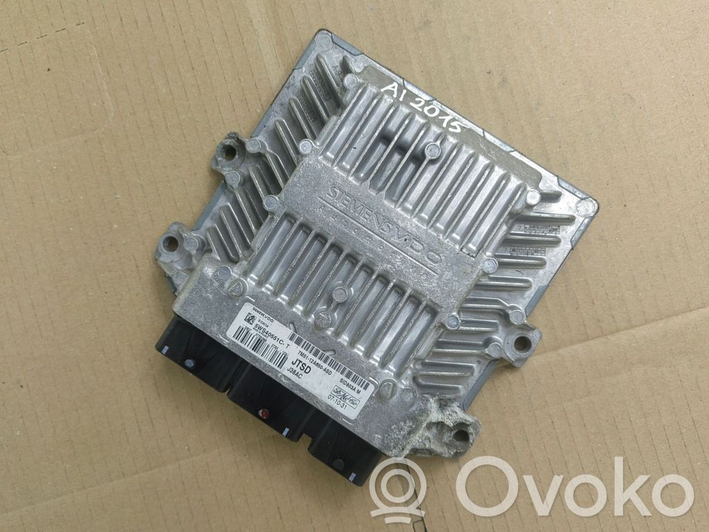 Ford Focus Variklio valdymo blokas 