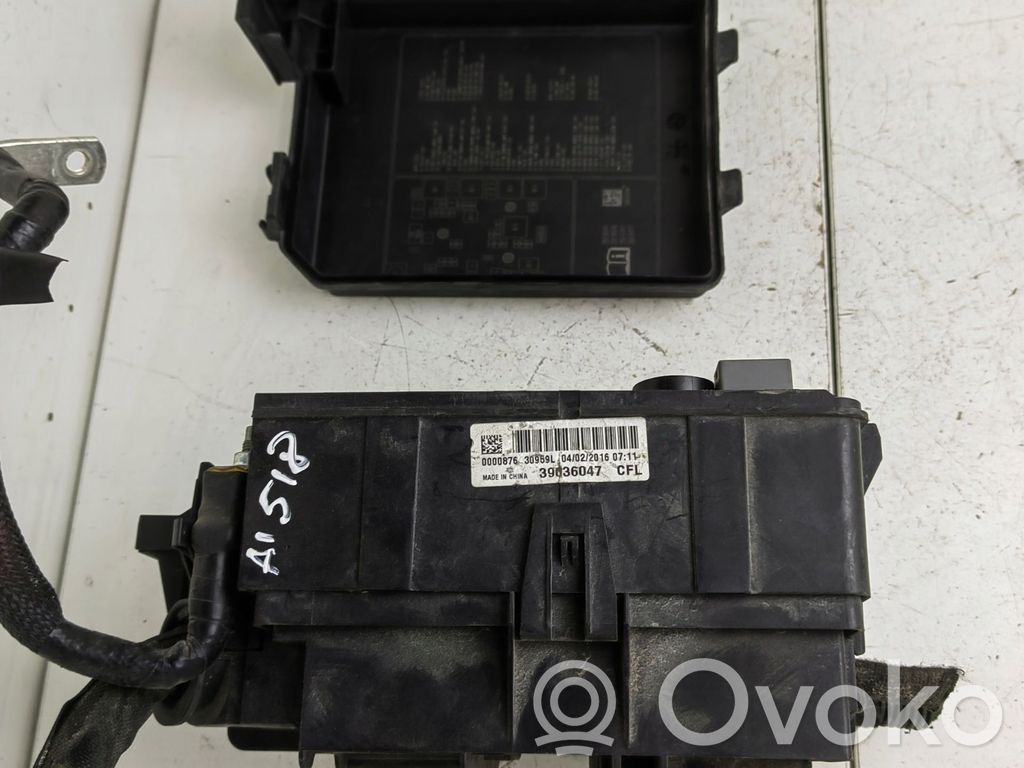 Opel Corsa E Fuse module 