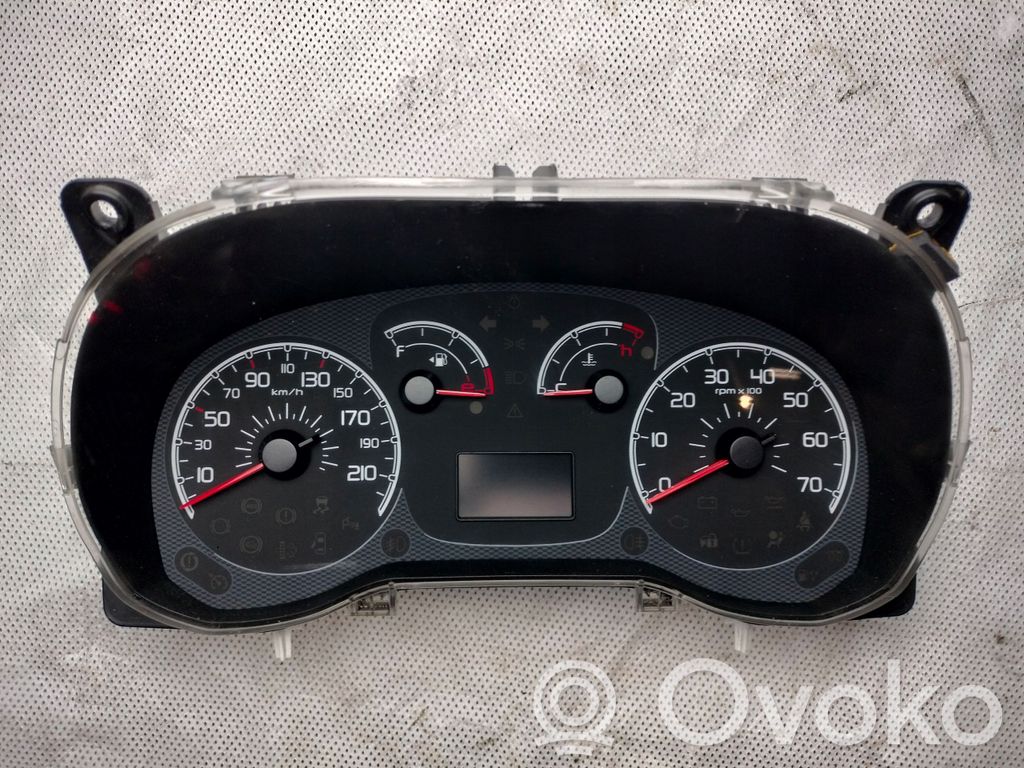 Fiat Doblo Vitezometru (grup de instrumente) 