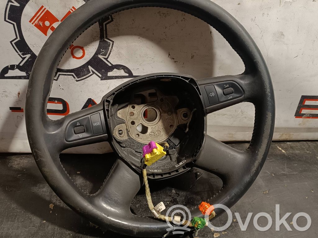 Audi A4 S4 B7 8E 8H Kierownica 