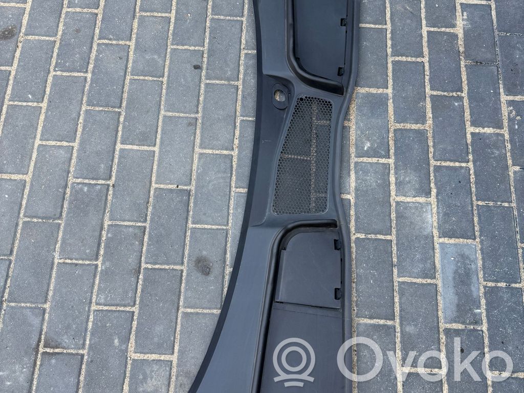 Audi A5 Podszybie przednie 