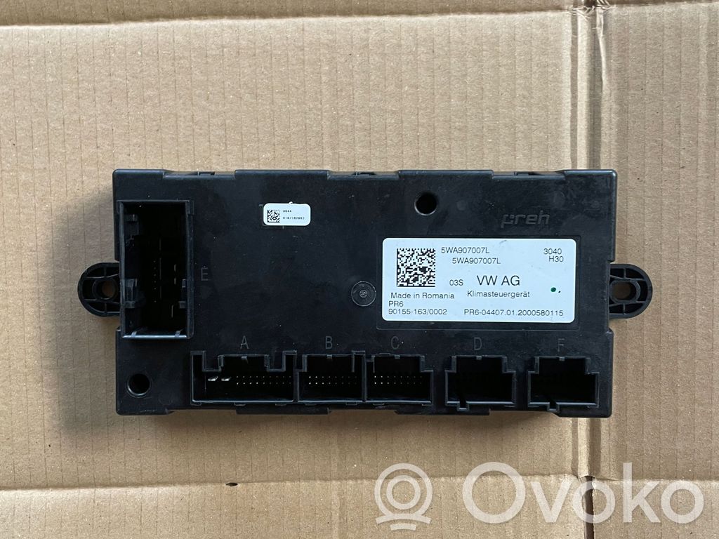 Volkswagen Golf VIII Module unité de contrôle climatisation 