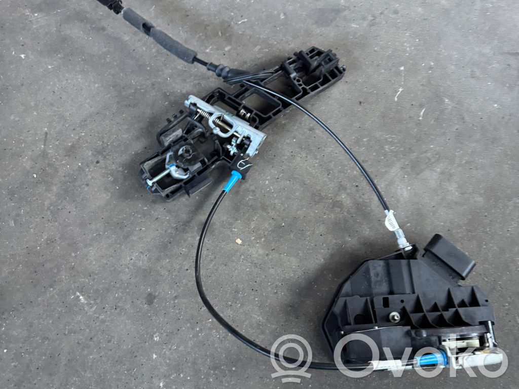 Ford Ecosport Zamek drzwi przednich 