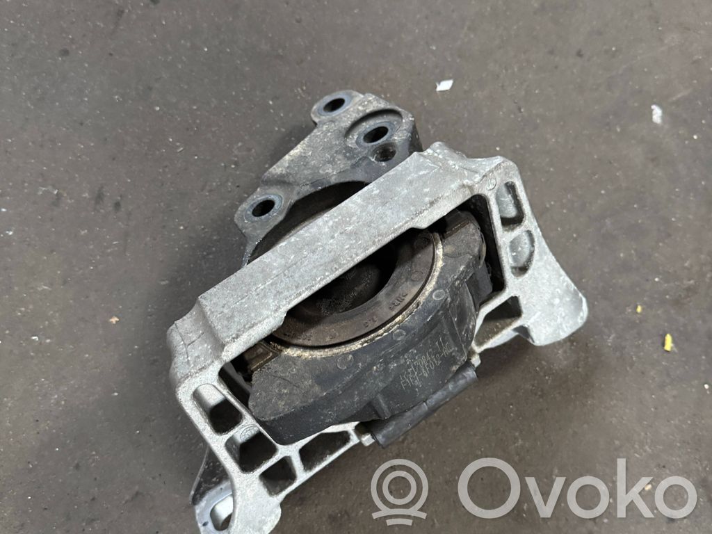 Engine mount bracket   F1F16F012AC